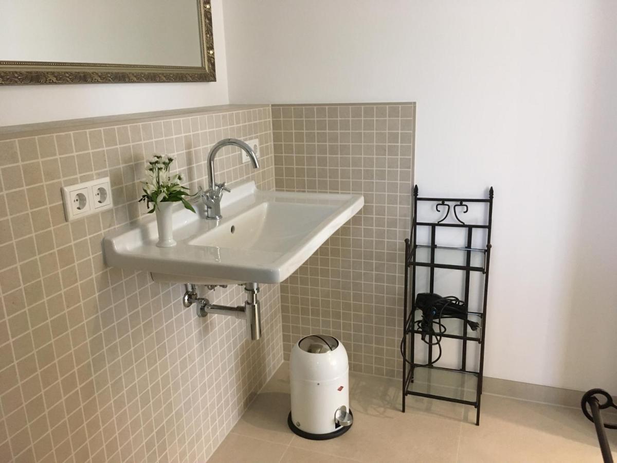 Grosszuegiges Appartement -Ruhig Und Doch Zentral Одентал Екстериор снимка